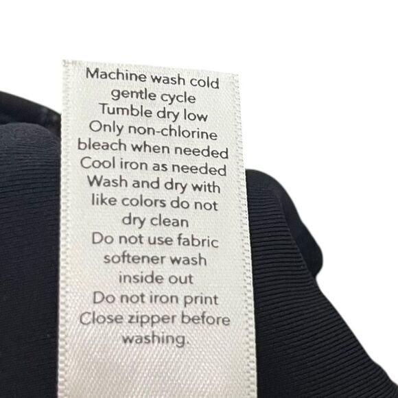 Athleta Match Point Skort Women’s XXS City Lights Print Built-In Shorts Stretch - Picture 6 of 11